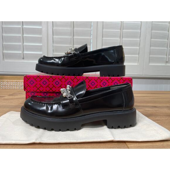 Tory Burch Classic Embellished Medallion Lug Loafer Black Leather Size 8 NIB - Picture 3 of 13